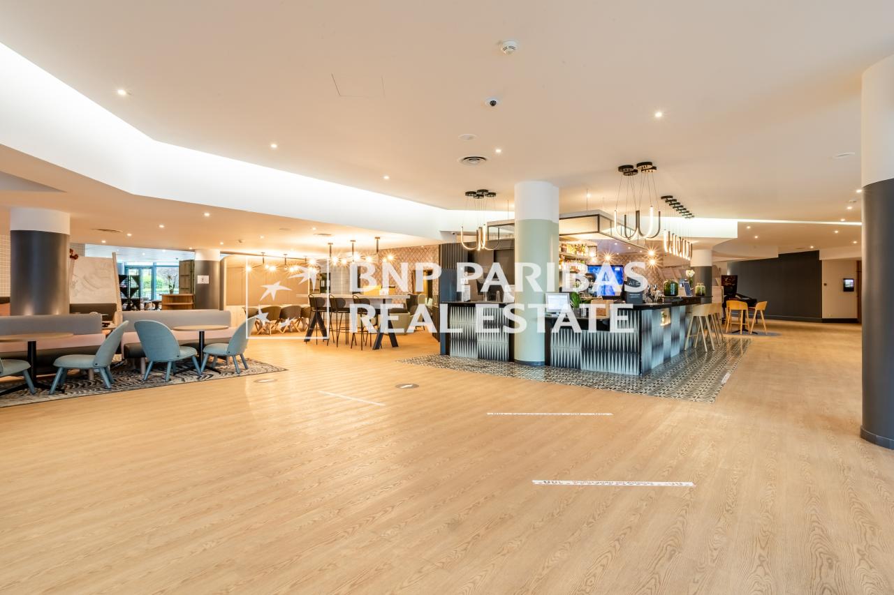 Bureau Noisy-le-Grand 3048m² Location bureau Noisy-le-Grand Seine-Saint-Denis OLBUR2106795 6